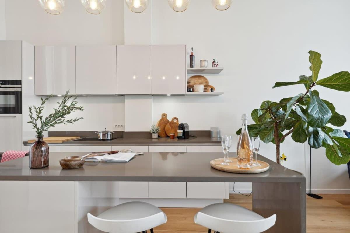Bright Waterfront Apartment 안트베르펜 외부 사진